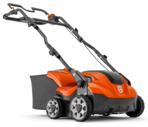 Husqvarna Scarifier 138i with battery and charger